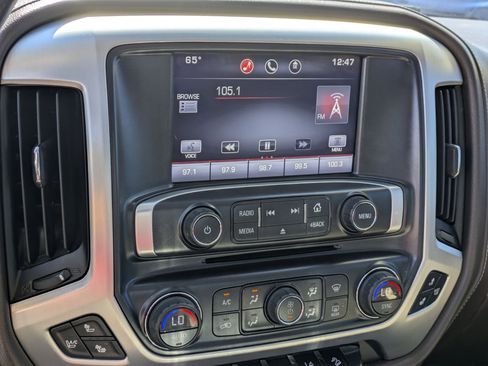 Used 2015 GMC Sierra 1500 SLT w/ SLT Crew Cab Value Package image 22