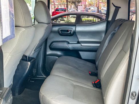 Used 2017 Toyota Tacoma SR w/ SR Convenience Package RWD image 18