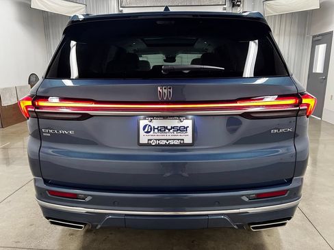 New 2026 Buick Enclave Avenir w/ Super Cruise Package AWD/4WD image 4