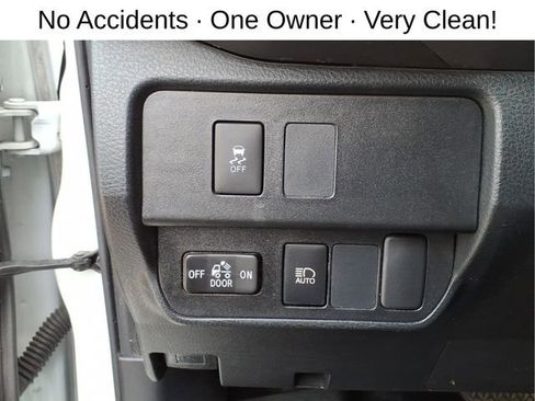 Used 2021 Toyota Tacoma SR5 AWD/4WD image 14