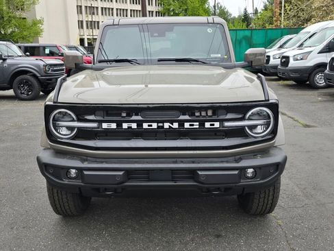 New 2026 Ford Bronco Outer Banks AWD/4WD image 8