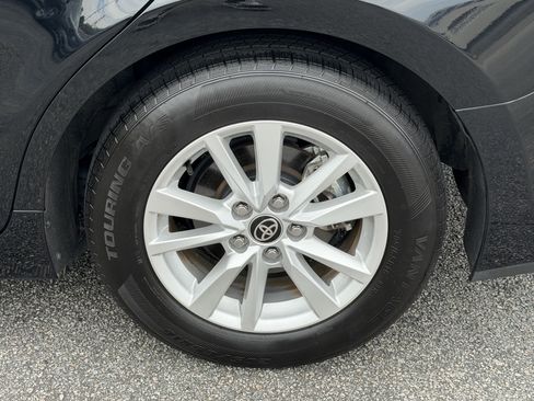 Used 2025 Toyota Camry LE FWD image 26