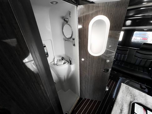 Used 2015 Mercedes-Benz Sprinter 3500 image 43