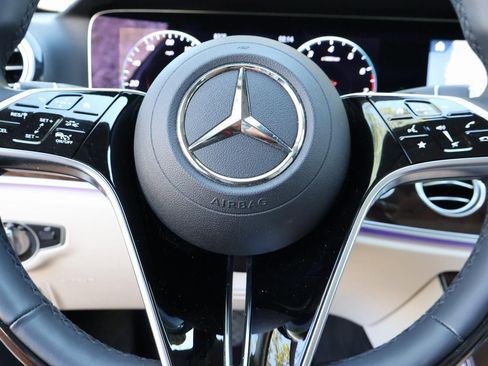 Used 2022 Mercedes-Benz E 450 4MATIC Sedan image 20