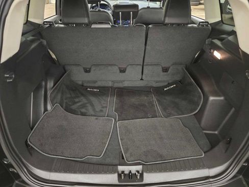 Used 2019 Ford Escape SEL image 12