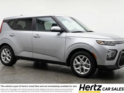Used 2025 Kia Soul LX w/ LX Technology Package