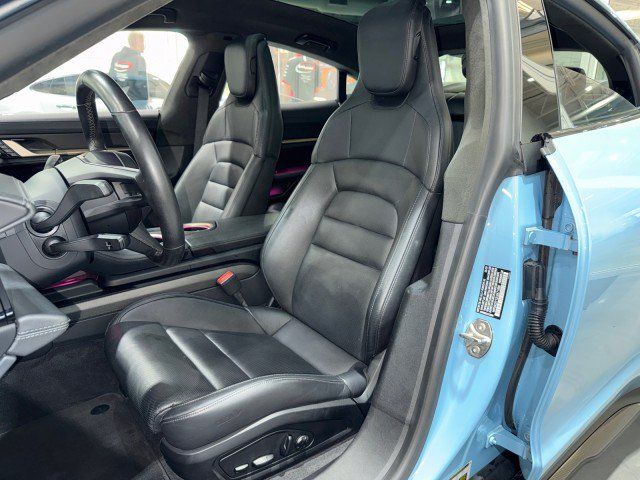 Used 2020 Porsche Taycan Turbo S AWD/4WD image 4