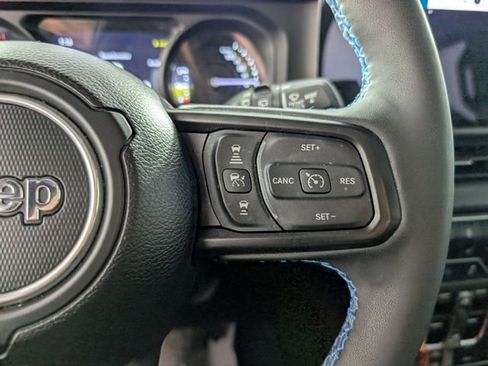 Used 2024 Jeep Wrangler Unlimited Rubicon 4xe w/ Technology Group image 25