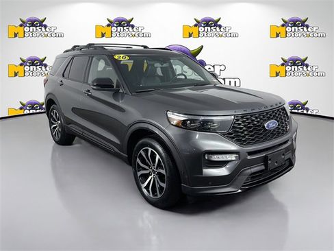 Used 2020 Ford Explorer ST image 3
