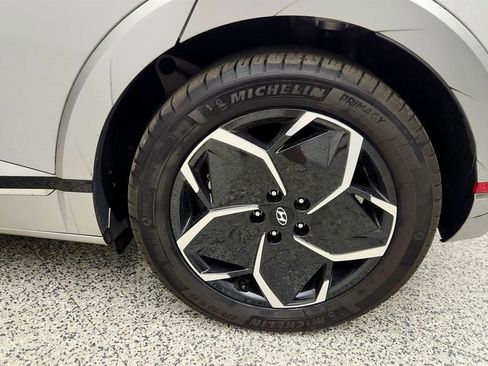 Used 2024 Hyundai Ioniq 5 Limited image 9