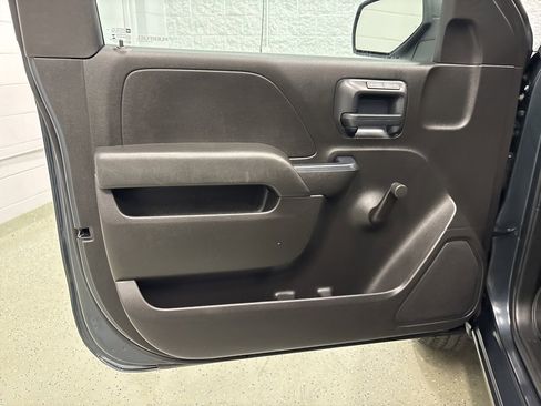 Used 2018 Chevrolet Silverado 1500 W/T w/ Chrome Bumper Package image 12