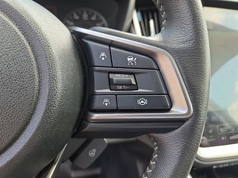 Used 2025 Subaru Outback Limited AWD/4WD image 23