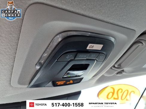 Used 2026 Toyota Corolla Cross XLE AWD/4WD image 24