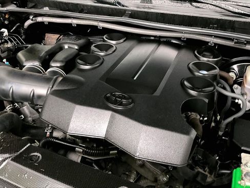 Used 2019 Toyota 4Runner Limited RWD image 30