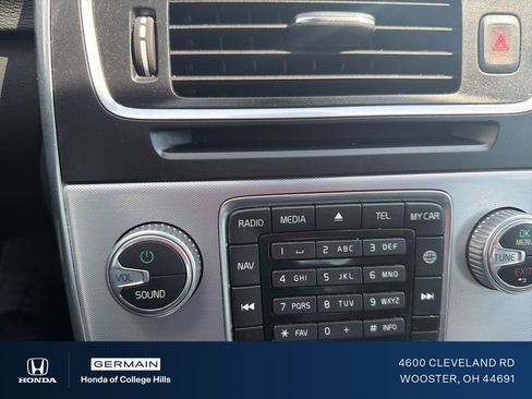 Used 2017 Volvo S60 T5 Dynamic image 20