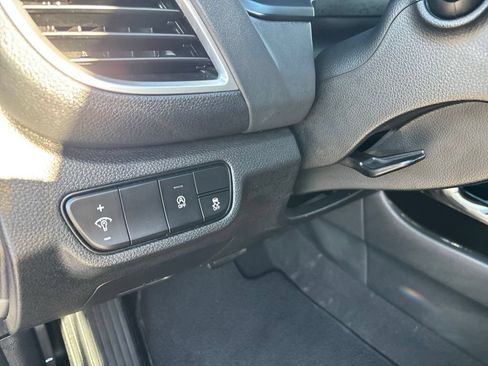 Certified 2024 Kia Seltos EX AWD/4WD image 7
