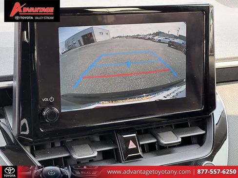 Used 2024 Toyota Corolla LE FWD image 30