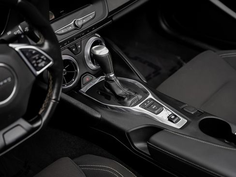 Used 2019 Chevrolet Camaro LT RWD image 56