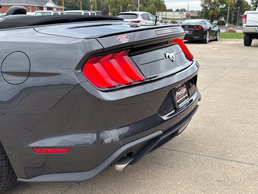 Used 2022 Ford Mustang Premium RWD image 16