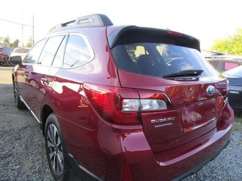 Used 2018 Subaru Outback 2.5i Limited image 6