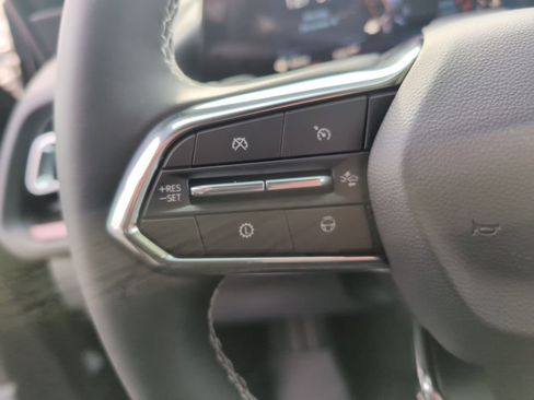 New 2026 Chevrolet Traverse Z71 w/ Enhanced Driving Package image 17