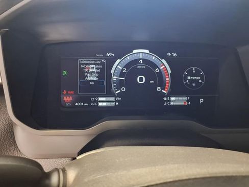 Used 2026 Toyota Tundra Limited AWD/4WD image 17