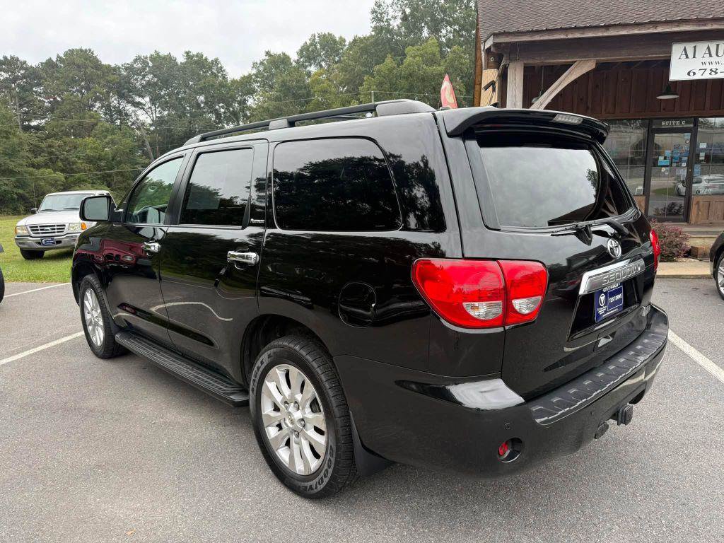 Used 2014 Toyota Sequoia Platinum RWD image 11