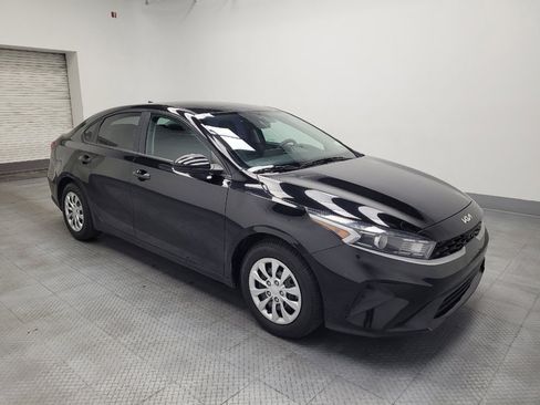 Used 2023 Kia Forte LX FWD image 11