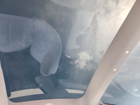 Used 2023 Tesla Model 3 Standard Range image 24