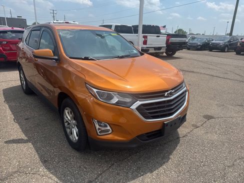 Used 2018 Chevrolet Equinox LT AWD/4WD image 6