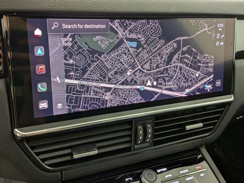 Certified 2023 Porsche Cayenne Platinum Edition AWD/4WD image 17