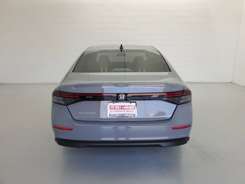 Used 2025 Honda Accord SE image 6