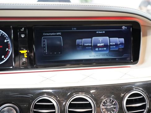 Used 2016 Mercedes-Benz Maybach S 600 image 32