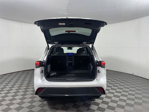 New 2026 Toyota Highlander Limited AWD/4WD image 22