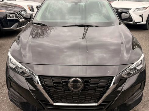 Used 2021 Nissan Sentra SV FWD image 2