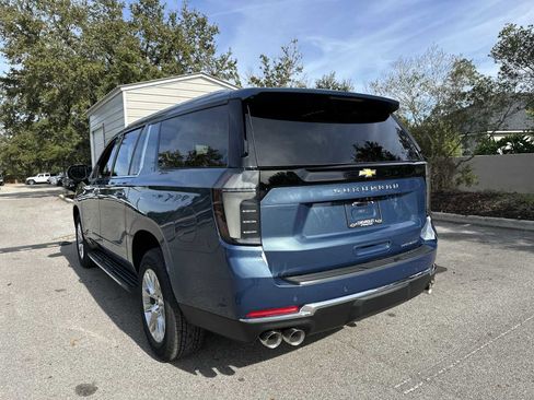 New 2026 Chevrolet Suburban Premier image 4