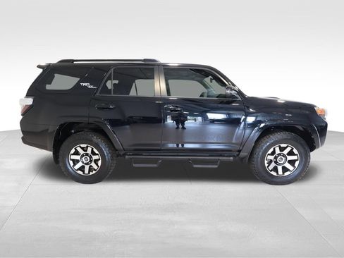 Used 2020 Toyota 4Runner TRD Off-Road Premium w/ Moonroof Package AWD/4WD image 5