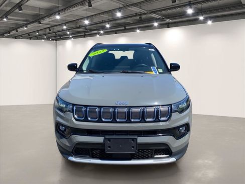 Used 2022 Jeep Compass Limited AWD/4WD image 2