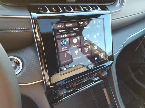 New 2025 Jeep Grand Cherokee L Altitude image 19