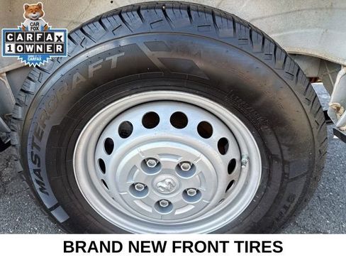 Used 2025 RAM ProMaster 2500 w/ Convenience Group image 11