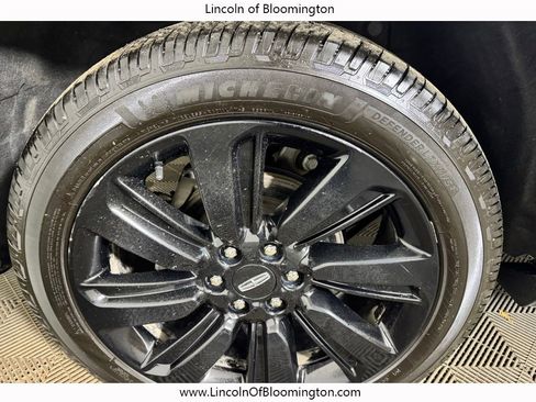 Certified 2022 Lincoln Navigator L Black Label AWD/4WD image 15
