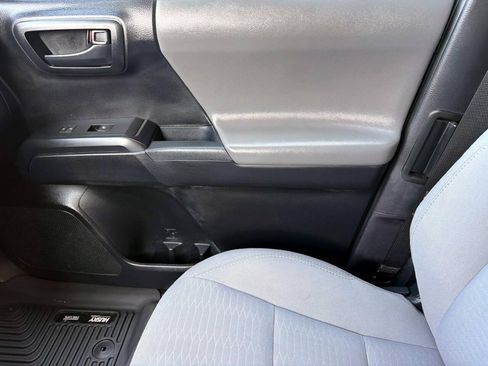 Used 2019 Toyota Tacoma SR RWD image 19