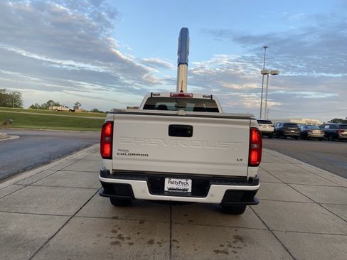 Used 2022 Chevrolet Colorado LT w/ Fleet Safety Package RWD image 10