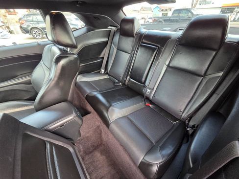 Used 2017 Dodge Challenger GT w/ Driver Convenience Group image 13
