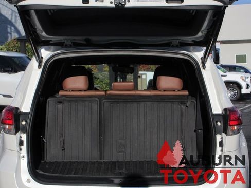 Used 2019 Toyota Highlander Limited image 8