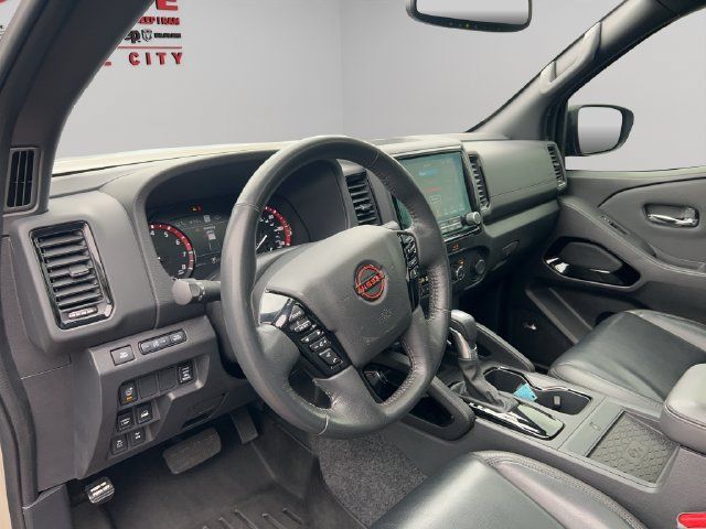 Used 2022 Nissan Frontier PRO-4X w/ Pro-4X Premium Package AWD/4WD image 28