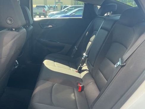 Used 2024 Chevrolet Malibu LT FWD image 15