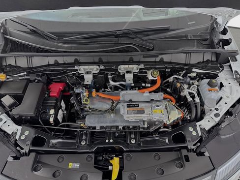 New 2026 Nissan Leaf Platinum+ FWD image 31