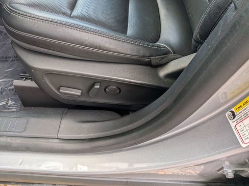 Used 2022 Ford Escape SEL image 14