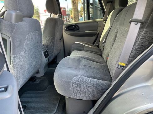 Used 2003 Chevrolet TrailBlazer LS w/ Preferred Equipment Group image 7